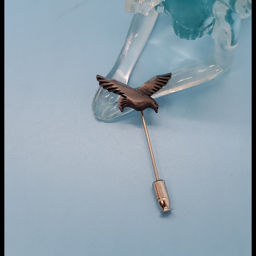 Silvertone seagull stick pin dainty lapel collar hat EUC - Picture 1 of 4